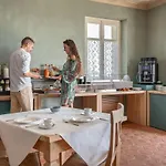 Monvi Wine Relais Gospodarstwo agroturystyczne *