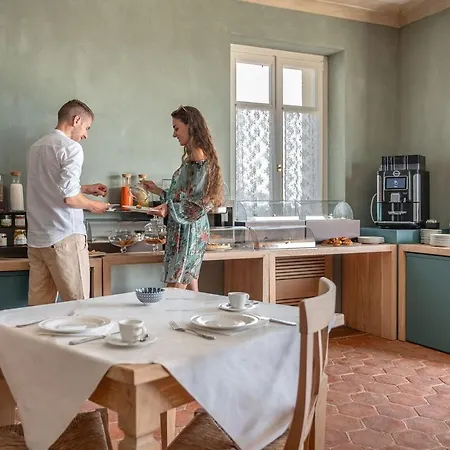 Monvi Wine Relais Bauernhof *