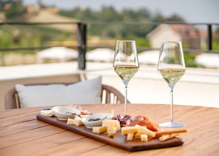 Monvi Wine Relais * コスティリオーレ・ダスティ